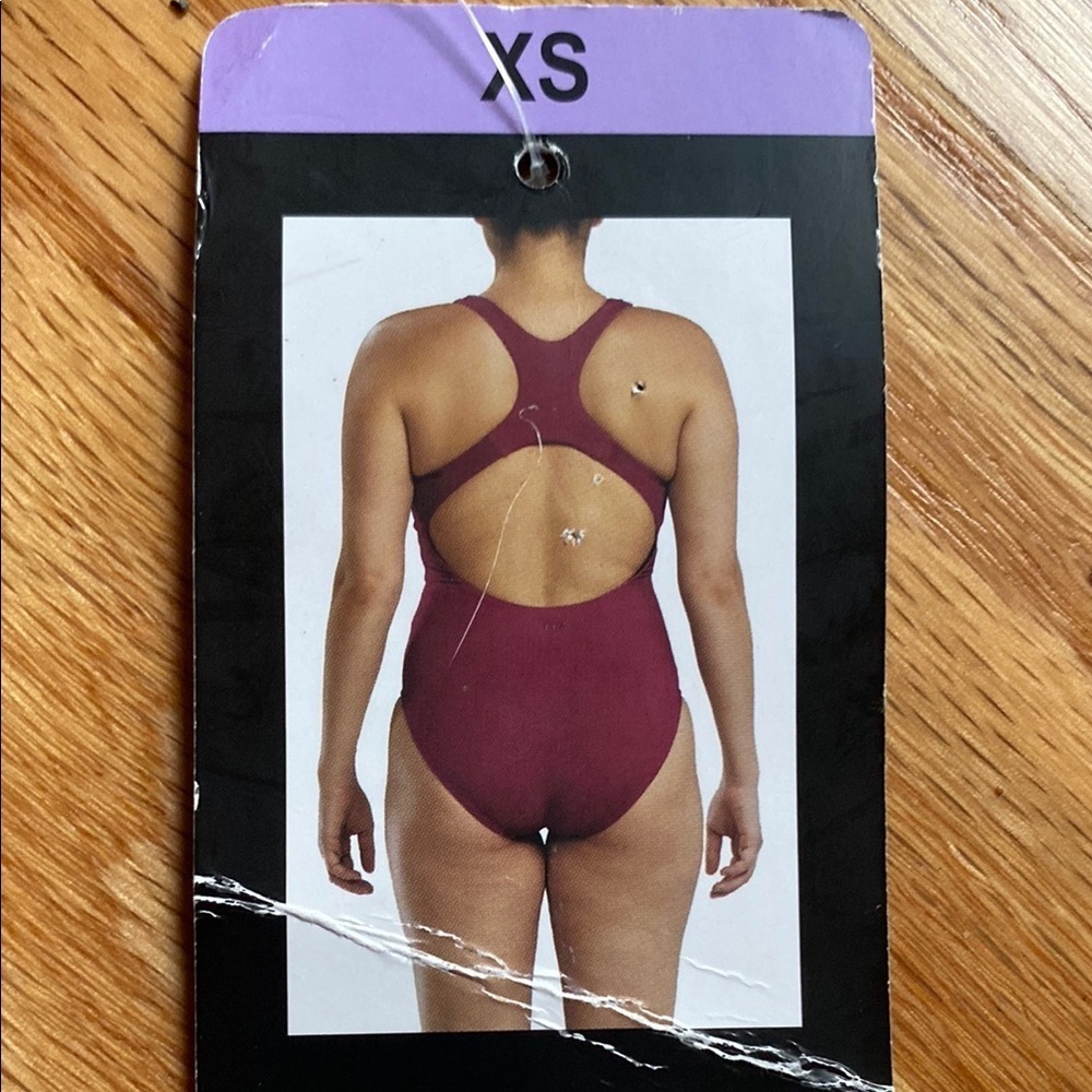 TYR Women’s One Piece Swimsuit - Burgundy NWT - Picture 3 of 5